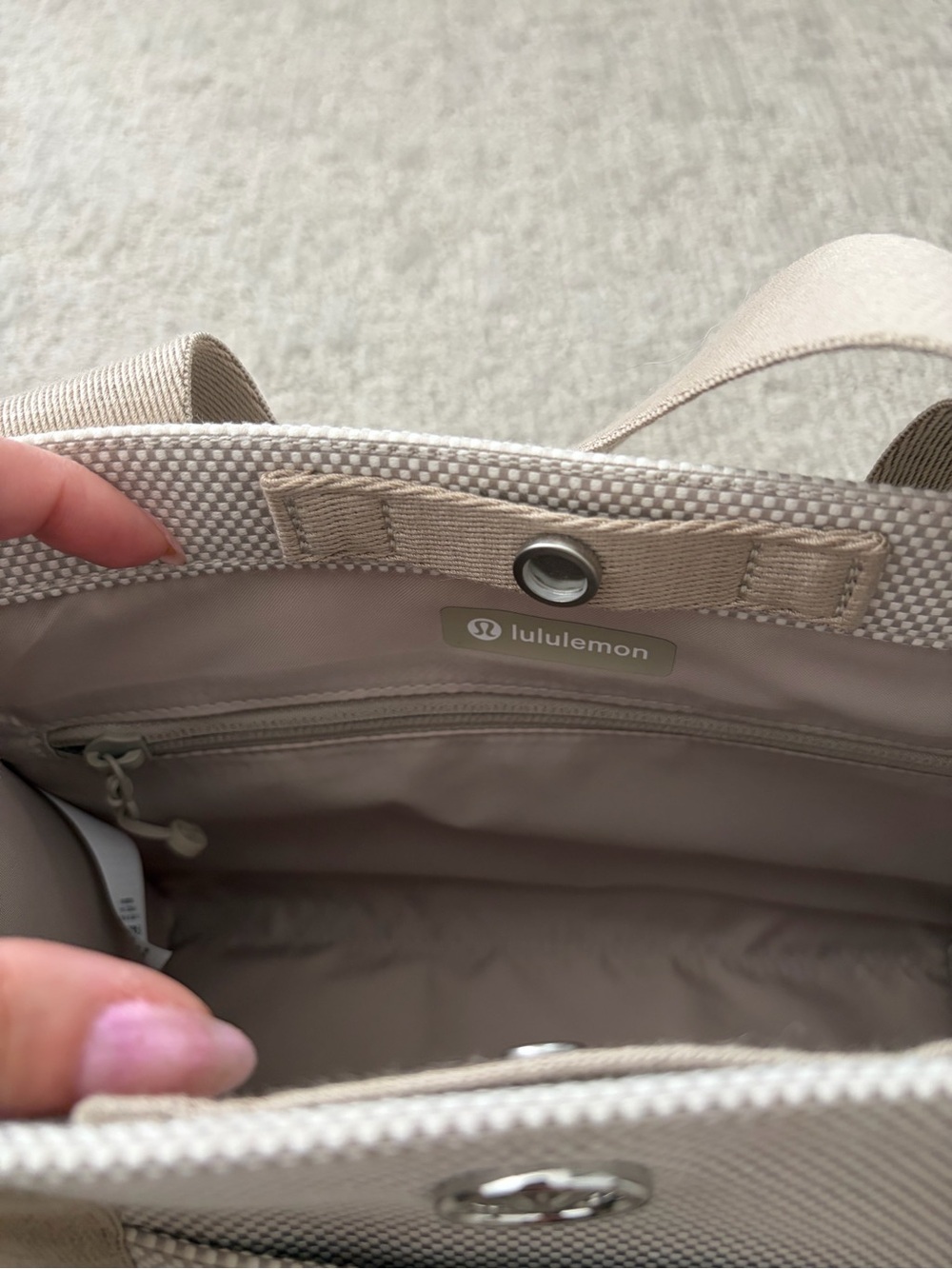 Lululemon athletica Beige Canvas Tote Bag - Picture 6 of 9